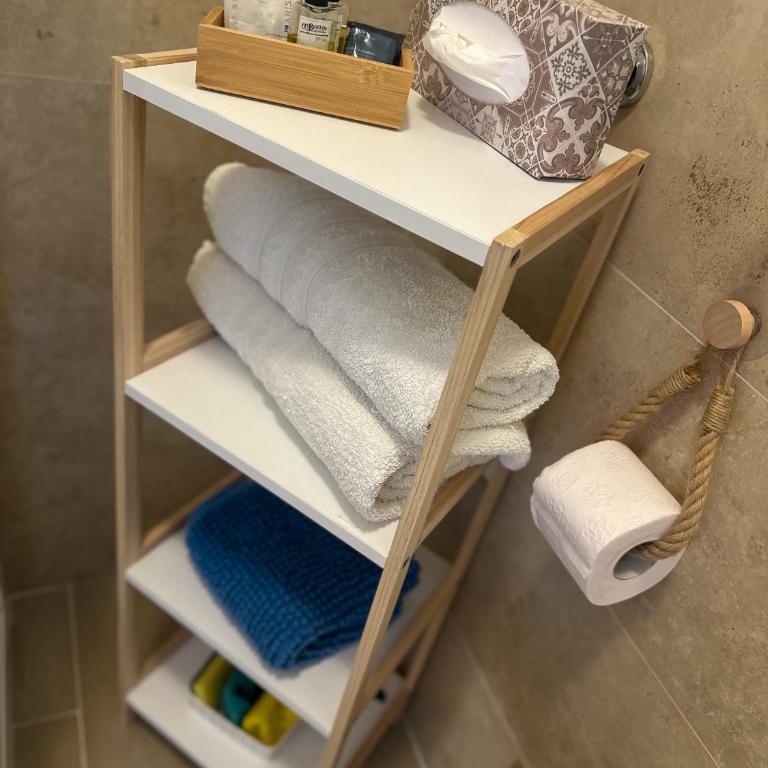 NNI Gecchi - Appartamento con 1 Camera da Letto - 45