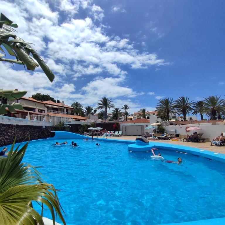 Modern 1 Bedroom Apartment with Terrace and AC Near Beach in Las Americas - Apartamento de 1 dormitorio con terraza - 29