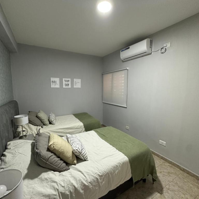 Dpto Planta Baja Complejo Cerrado Parking Gratis - One-Bedroom Apartment - 17