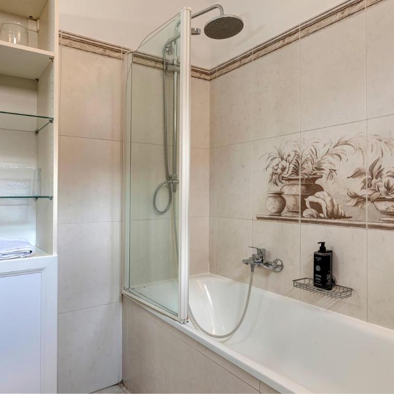 Stufa Apartment by Mamo Florence - One-Bedroom Apartment - 16