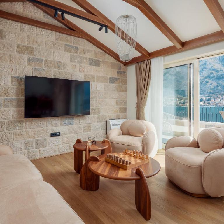 Mare Vista Kotor - Elegant Sea View Loft - Two-Bedroom Apartment with Balcony and Sea View - 6