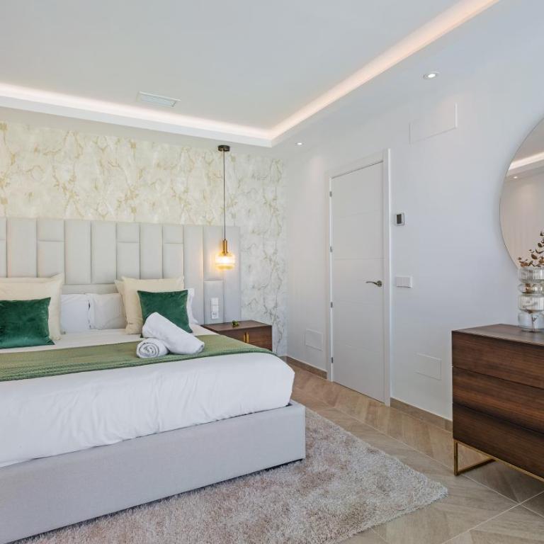 VACATION MARBELLA I Villa Promise, Private Hot Tub, Turquoise Pool, Sauna, Turkish Bath, GYM, Close to Golfs - Villa Superior - 53