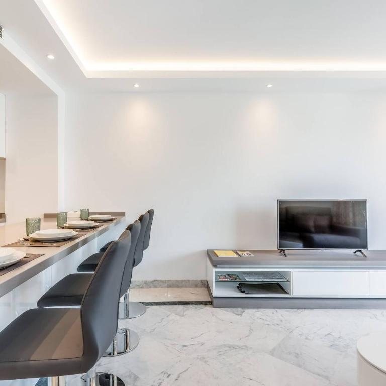 Bright apartment in the heart of Puerto Banus - Apartamento de 2 dormitorios - 6