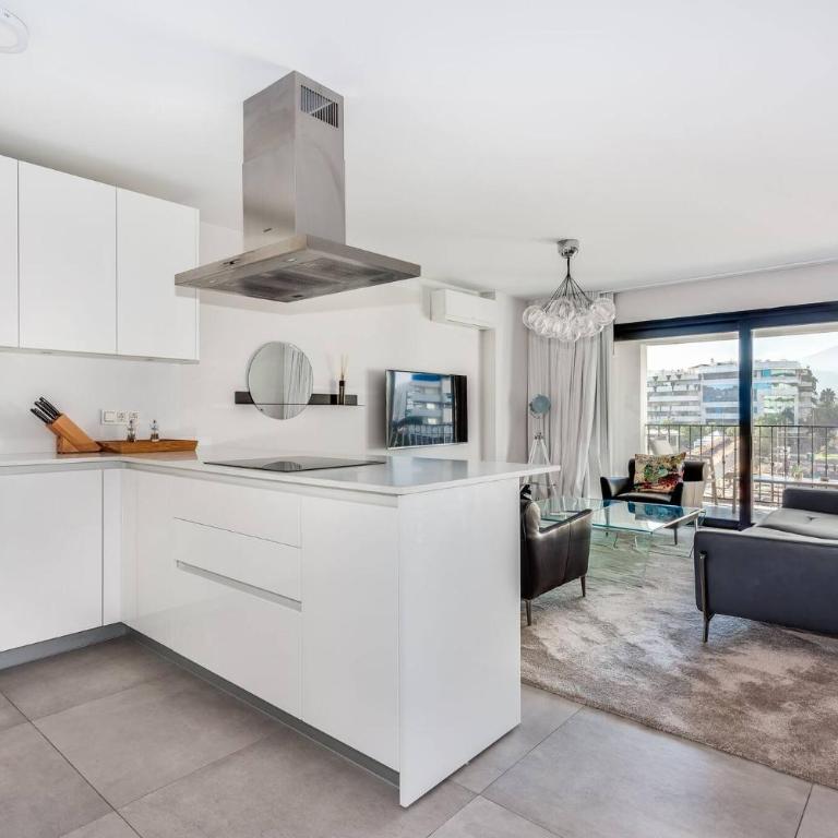 By RIVA - Contemporary 1 Bedroom Luxury Apt inside Puerto Banus - Apartamento de 1 dormitorio - 6