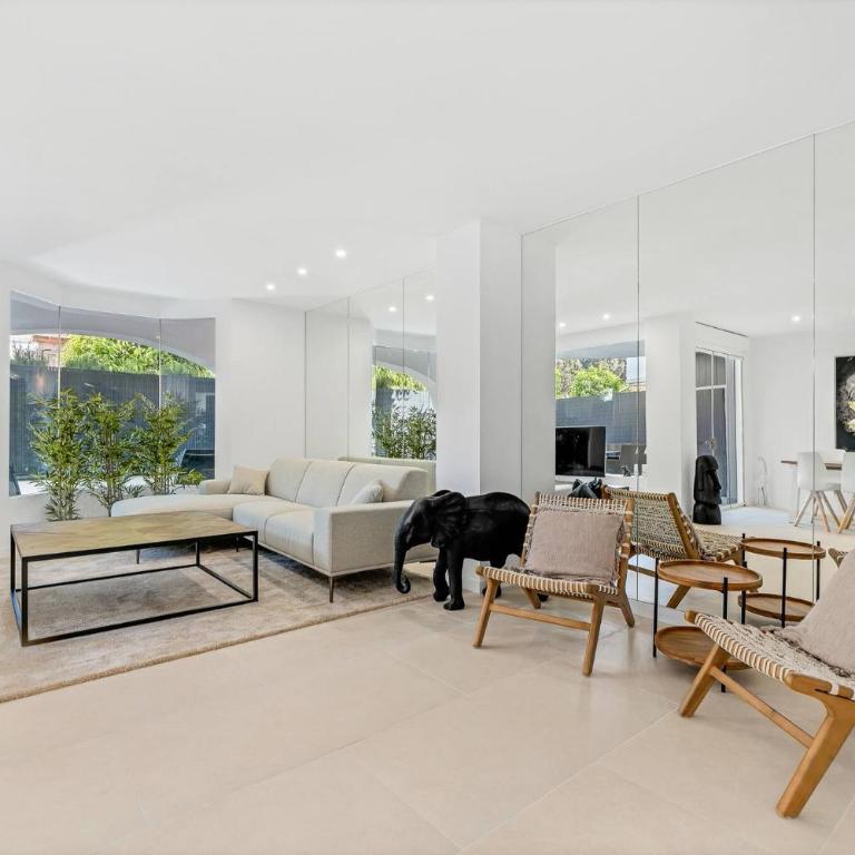 by Riva - Stylish 3 Bedroom Luxury Apartment in Los Naranjos de Marbella - Apartamento de 3 dormitorios - 4