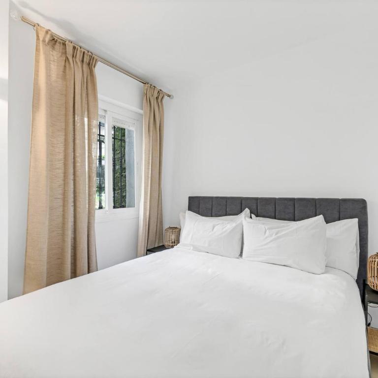by Riva - Stylish 3 Bedroom Luxury Apartment in Los Naranjos de Marbella - Apartamento de 3 dormitorios - 18