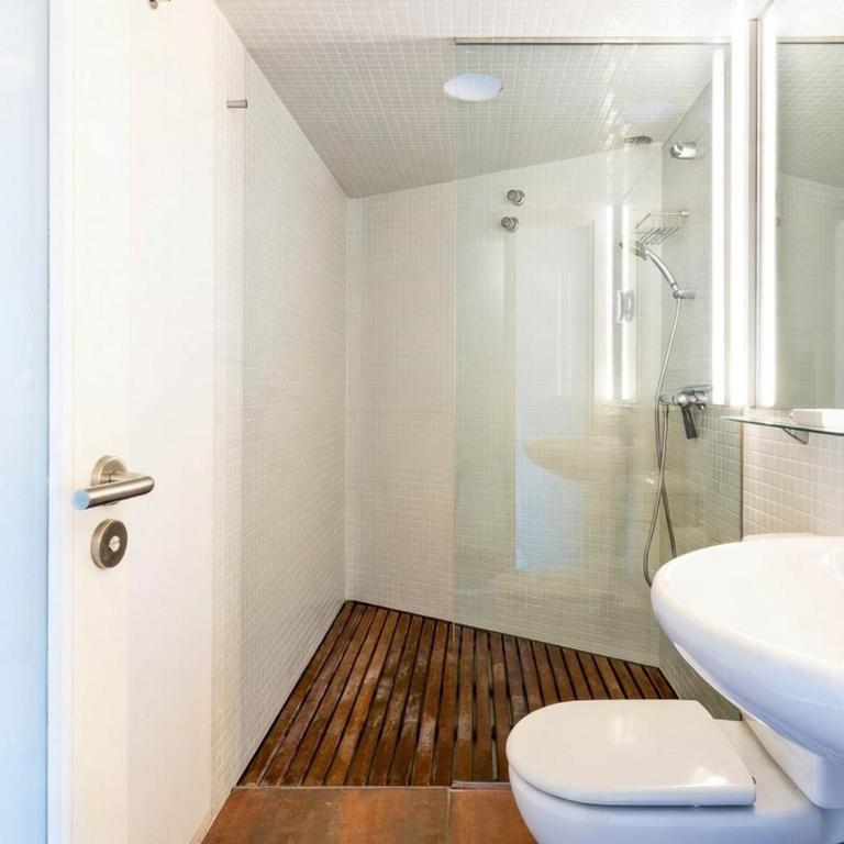 Begur Beach House - Direct beach access, views & design - Three-Bedroom Villa - 11