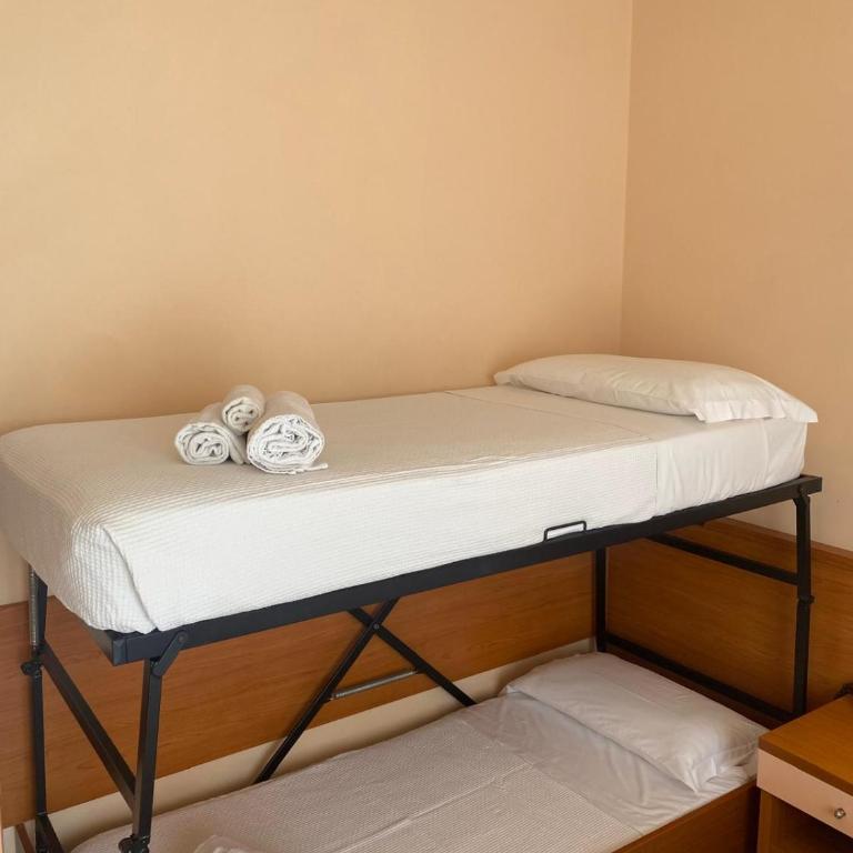 Hotel HARRY'S Hospitality Riccione-Fronte Mare - Camera con Letto a Castello e Balcone - 2