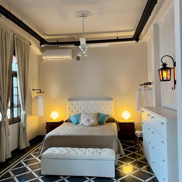 Spacious Industrial Chic Gem - Apartamento de 2 dormitorios - 3