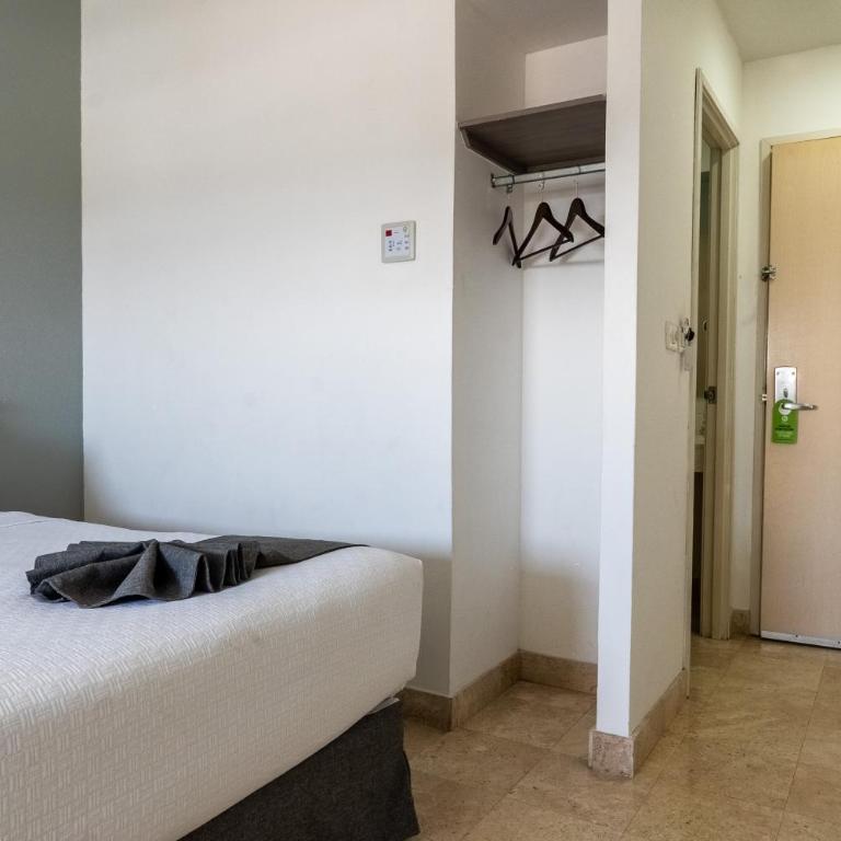 SR Hotel - Single Room - 3