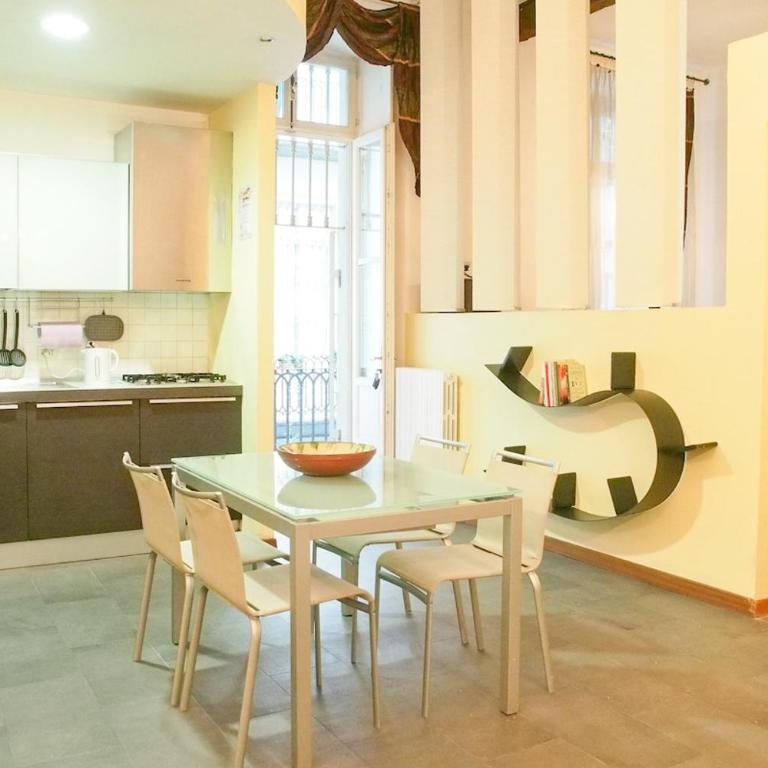Quadrilatero - Via Garibaldi - Appartamento per 4 ospiti con Aria Condizionata - Appartamento con 1 Camera da Letto - 1