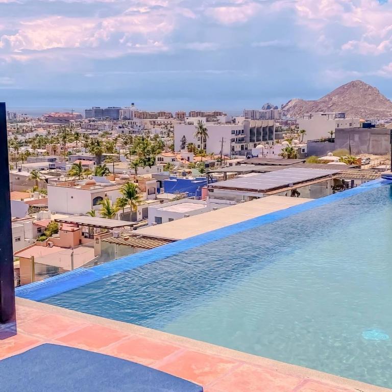 Elegant Condo in an Upscale Building - Apartamento con balcón - 8