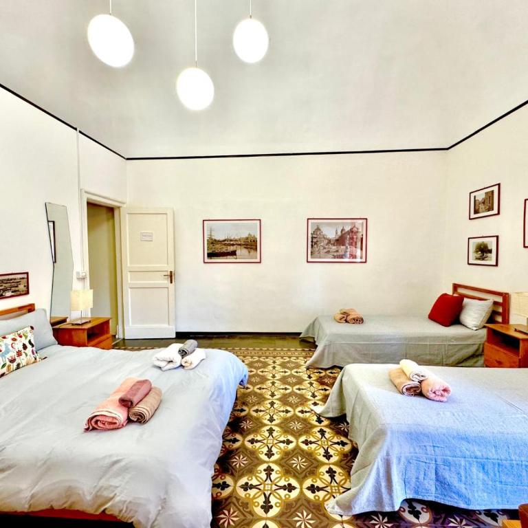 AlbaChiara Guesthouse - Quadruple Room with Private External Bathroom - 5