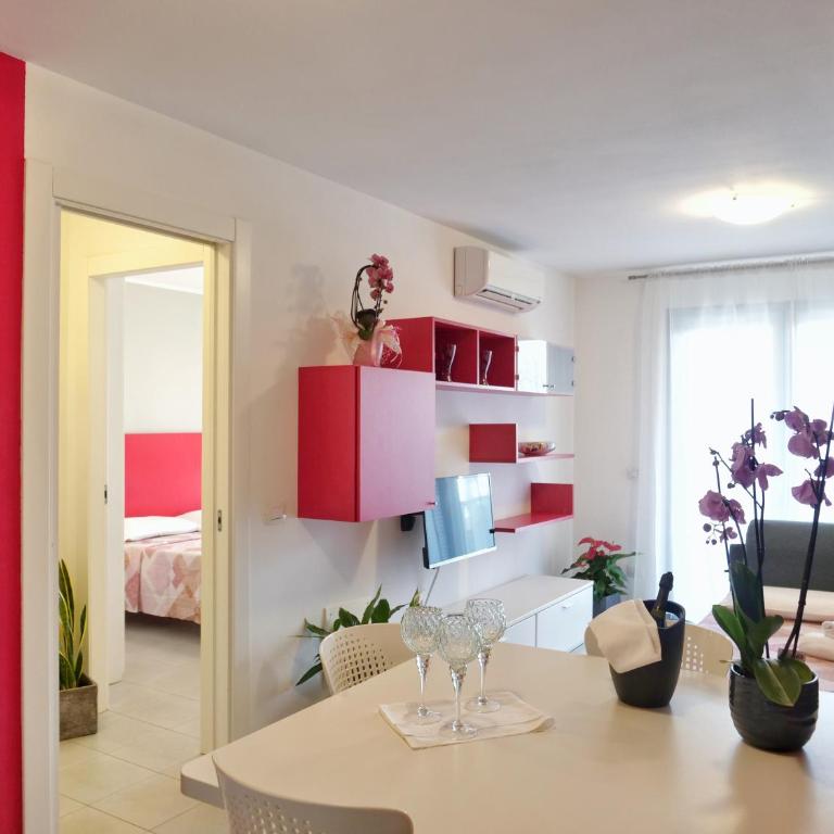 Mareblu Apartments Grado - Appartamento con 1 Camera da Letto, Vista Mare e Terrazza - 1