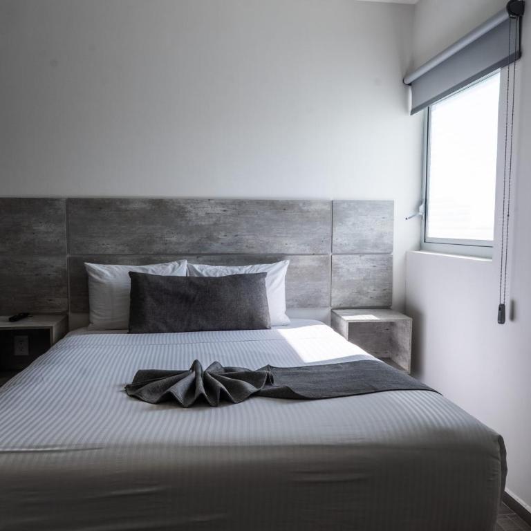 SR Hotel - Standard Suite - 10