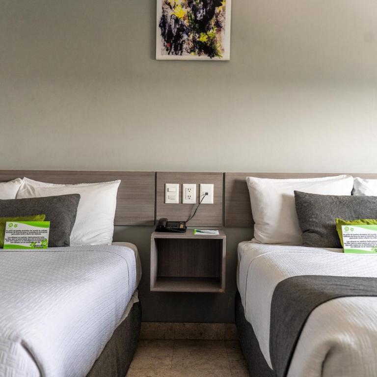SR Hotel - Double Room with Two Double Beds - 3