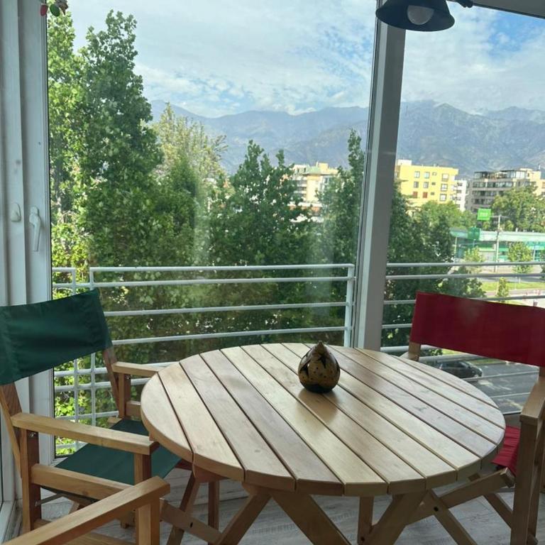 Departamento Perfecta Ubicación - Three-Bedroom Apartment with Mountain View - 13