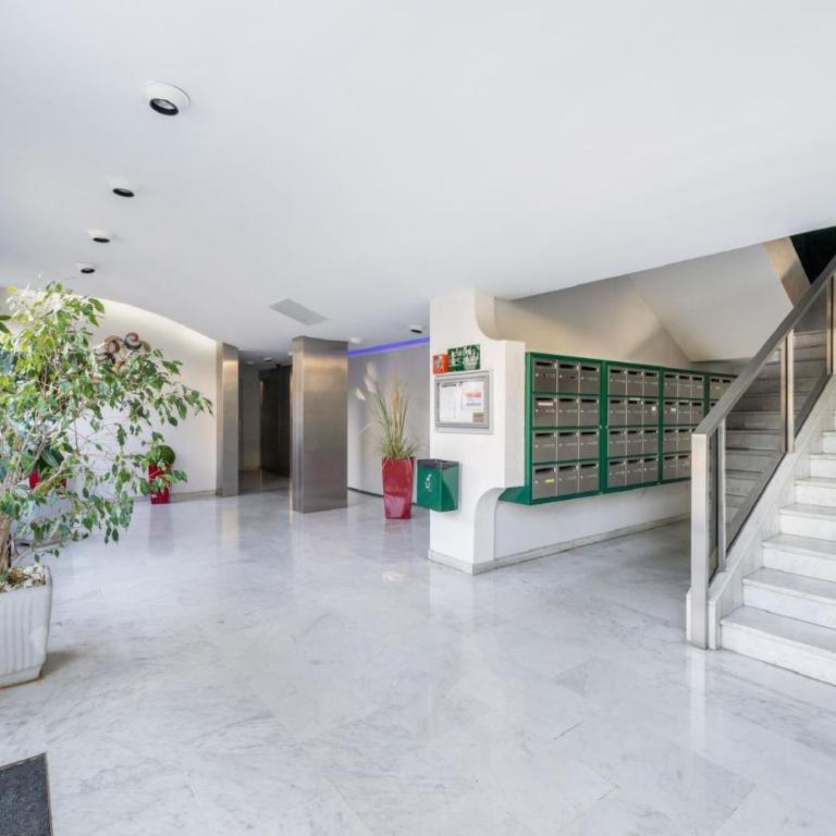 Bright & Luxurious Apartment - Heart of Cannes - Appartement 3 Chambres - 2