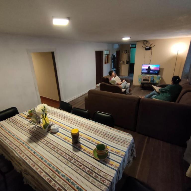 Amplio Departamento Familiar en Baños - Two-Bedroom Apartment - 8