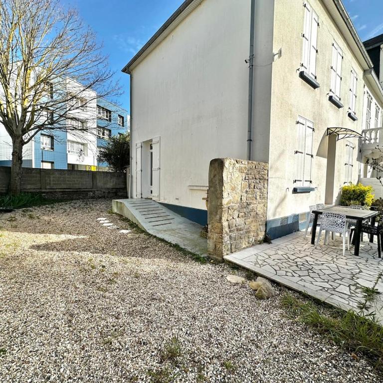 Marius Charmante maison pour 6 pers avec Jardin clos et Parking - Three-Bedroom Vacation Home - 6