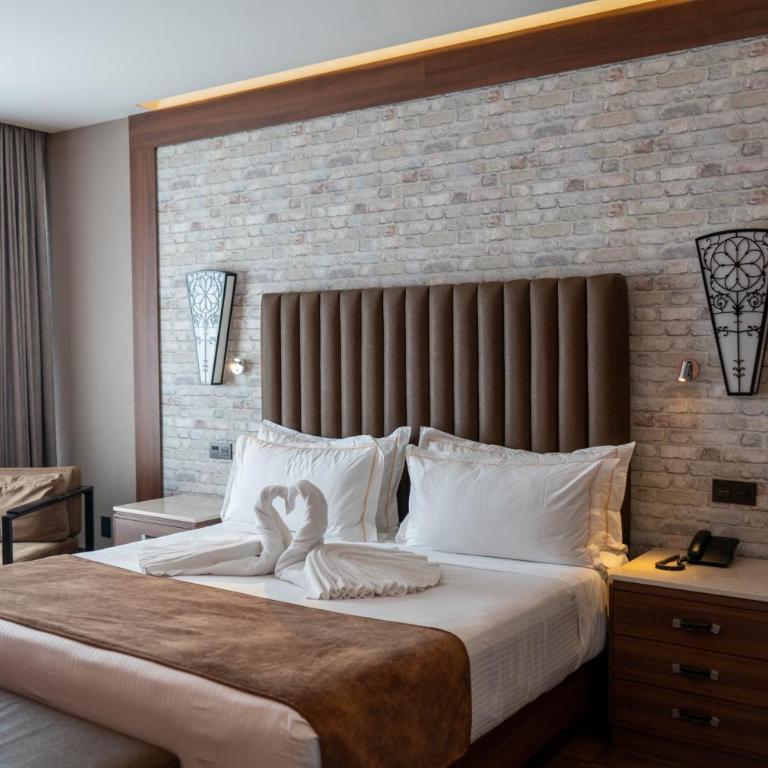 Hotel Ronda Minerva - Habitación Deluxe con cama extragrande - 5