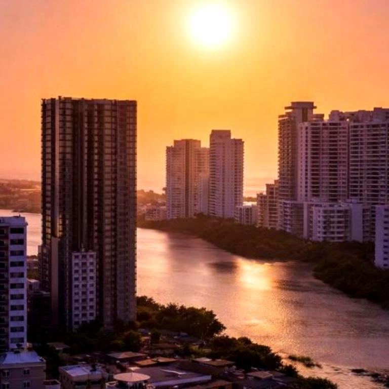 Luxury Vista al Mar 22 Cartagena OceanFront Suite - Three-Bedroom Apartment - 14