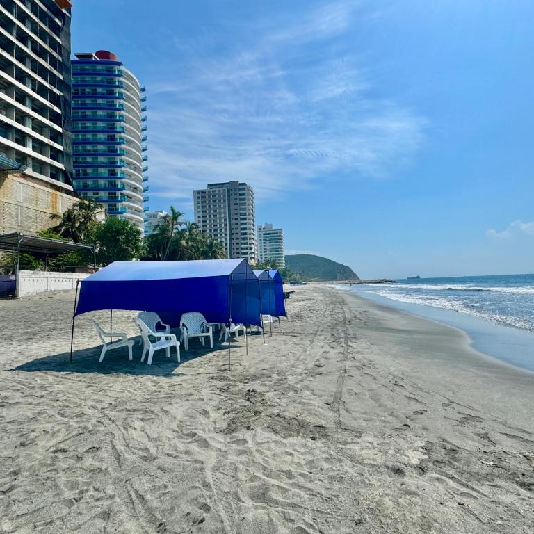 Apartasuite cerca a la playa - Reserva del Mar II - Apartamento de 1 dormitorio - 80