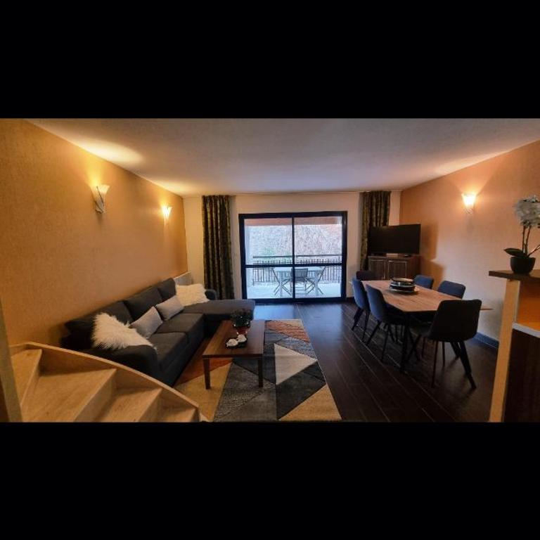 Cocon cosy et spa au Château des Magnans Jausiers piscine inaccessible 1-11 au 19-12 - Appartement 2 Chambres - 1