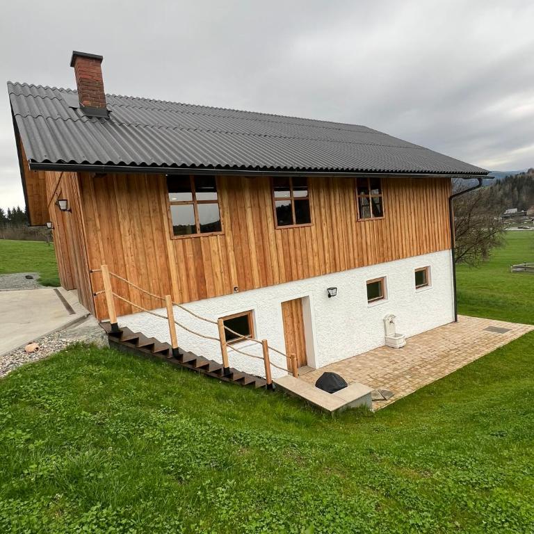 Sonnenschein Appartement- und Ferienhaus mit Stadel und Terrasse - Haus mit 4 Schlafzimmern - 42