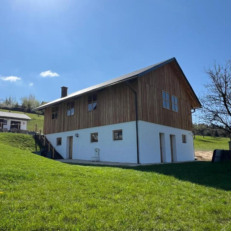 Sonnenschein Appartement- und Ferienhaus mit Stadel und Terrasse - Haus mit 4 Schlafzimmern - 44