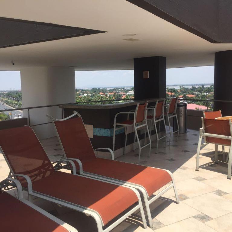 Suite en Samborondón Plaza - One-Bedroom Apartment - 3