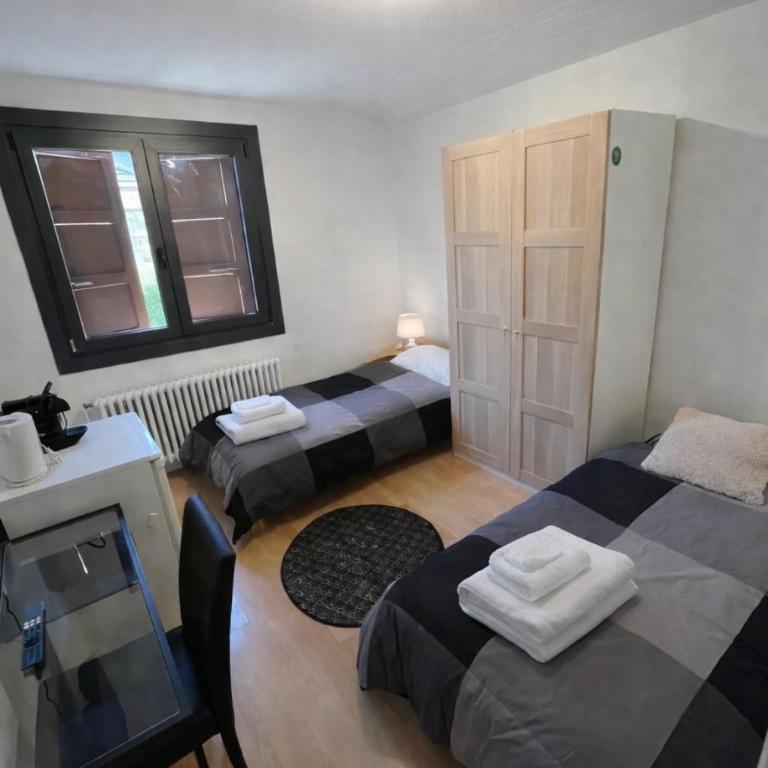 Aux pieds des montagnes - Chambre Double - 1