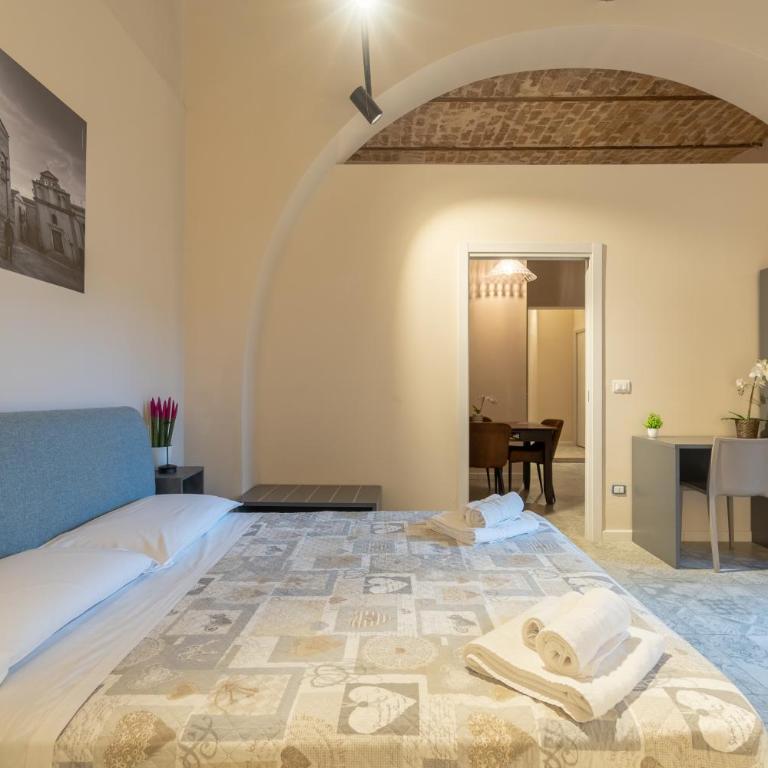 Suebi Central - Deluxe Rooms & Family Suites - Suite Deluxe - 2