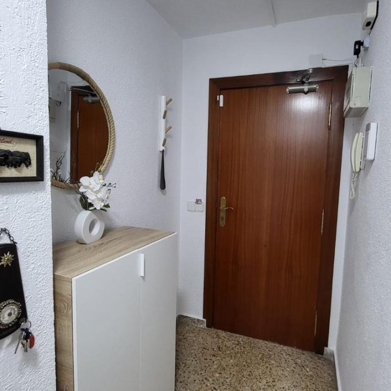 Edificio Cadiz Benidorm - Two-Bedroom Apartment with Terrace - 28