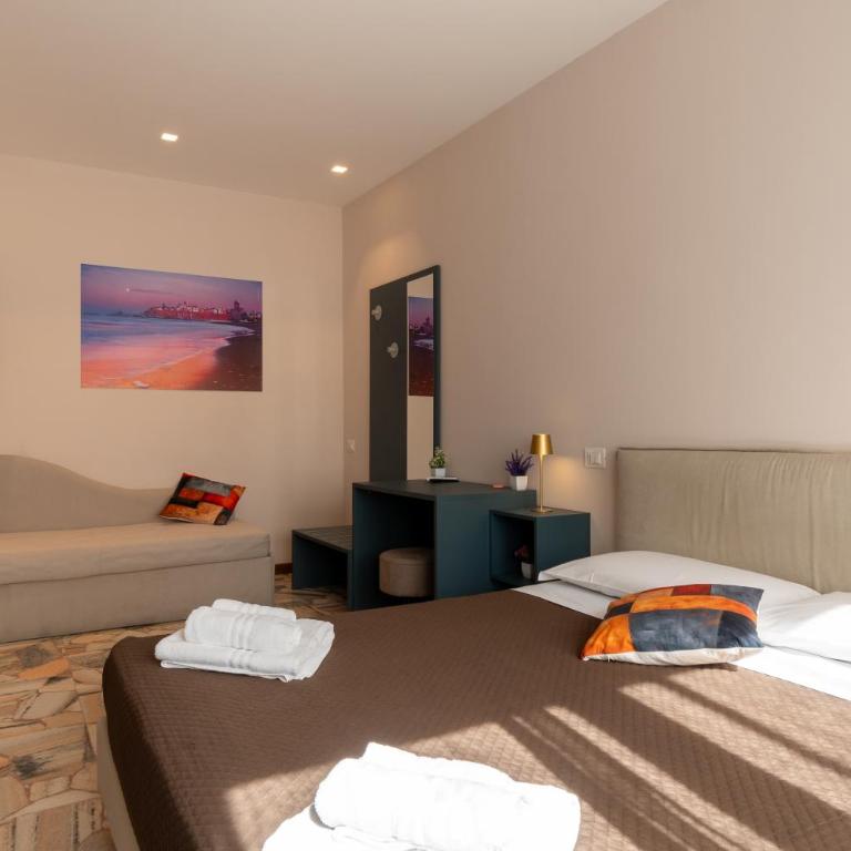 Suebi Central - Deluxe Rooms & Family Suites - Camera Familiare con Balcone - 9