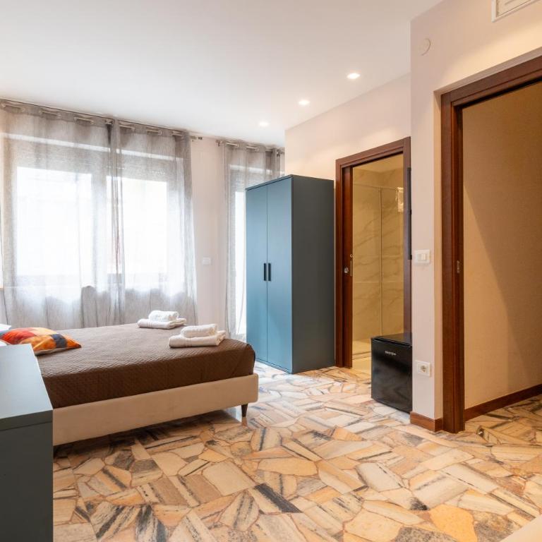 Suebi Central - Deluxe Rooms & Family Suites - Camera Familiare con Balcone - 7