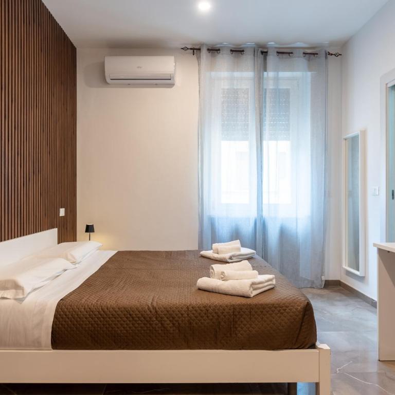 Suebi Central - Deluxe Rooms & Family Suites - Camera Matrimoniale Superior - 2