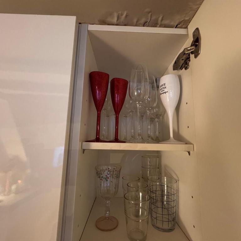 1 Cozy Studio in Historic 3rd Arr Near Metro - One-Bedroom Apartment - 16