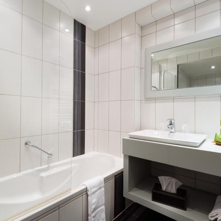 Hôtel Hélios - Chambre Supérieure - 9