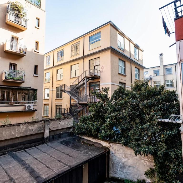 Bright Apartment-Linate 10'- Duomo 10 min - Appartamento con 1 Camera da Letto - 11