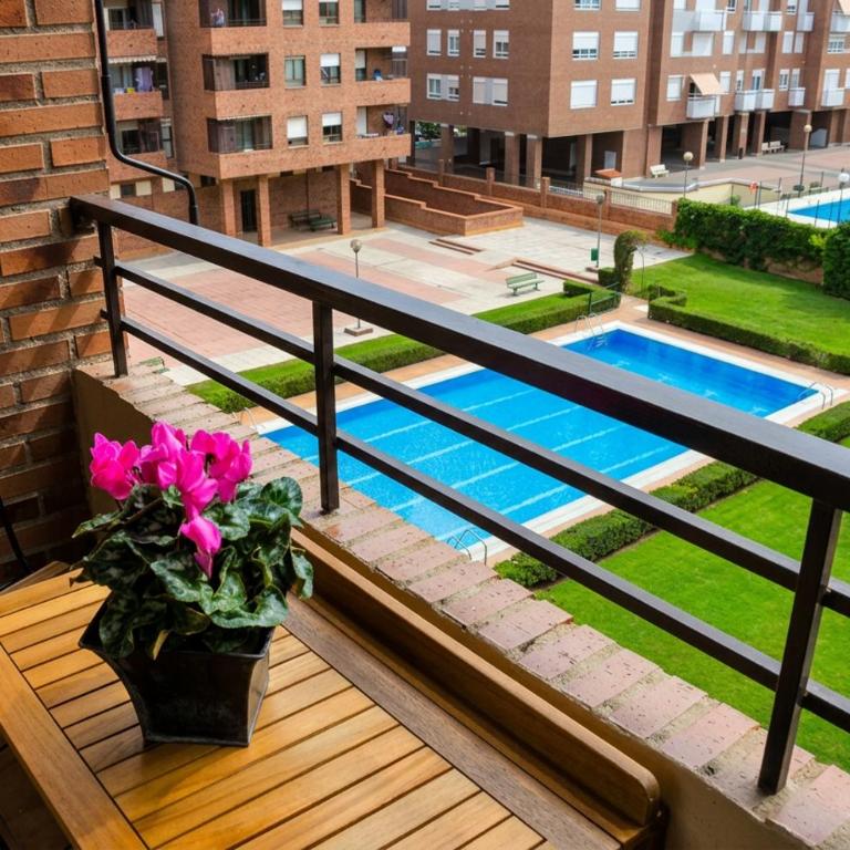 Apto La Estambrera I I Wifi y Aire Acondicionado - Apartamento - 3