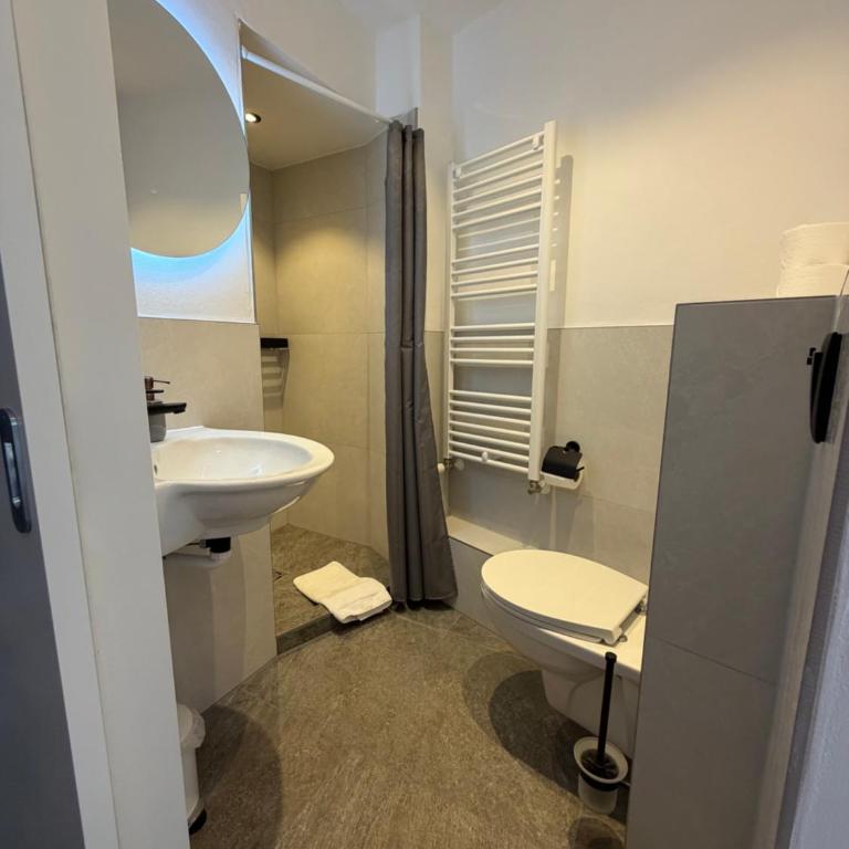 AMADEA - Cityhotel Salzburg - Economy Zweibettzimmer - 7