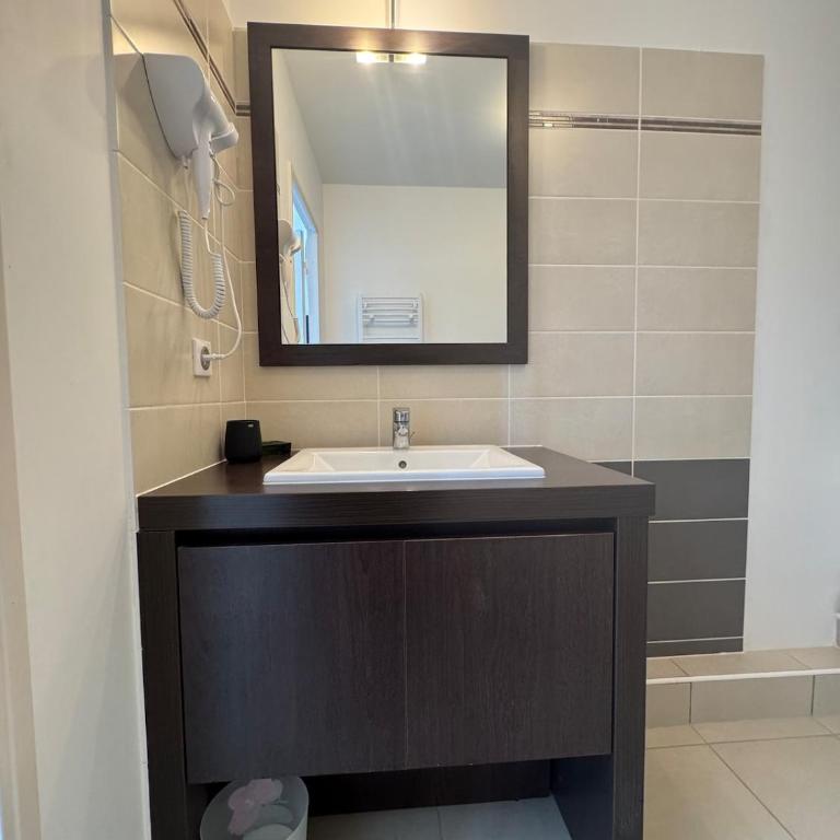 Sète l Studio Vue Mer l Piscine l 1min des Plages - Apartamento de 1 dormitorio - 20