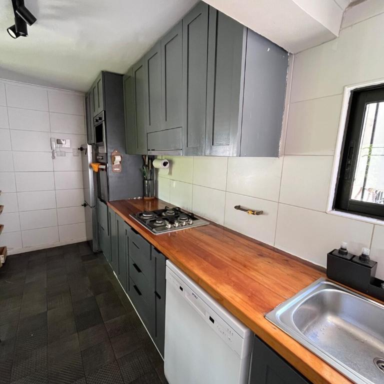 Spacy Family House 6p - Great connectivity - Three-Bedroom House - 22