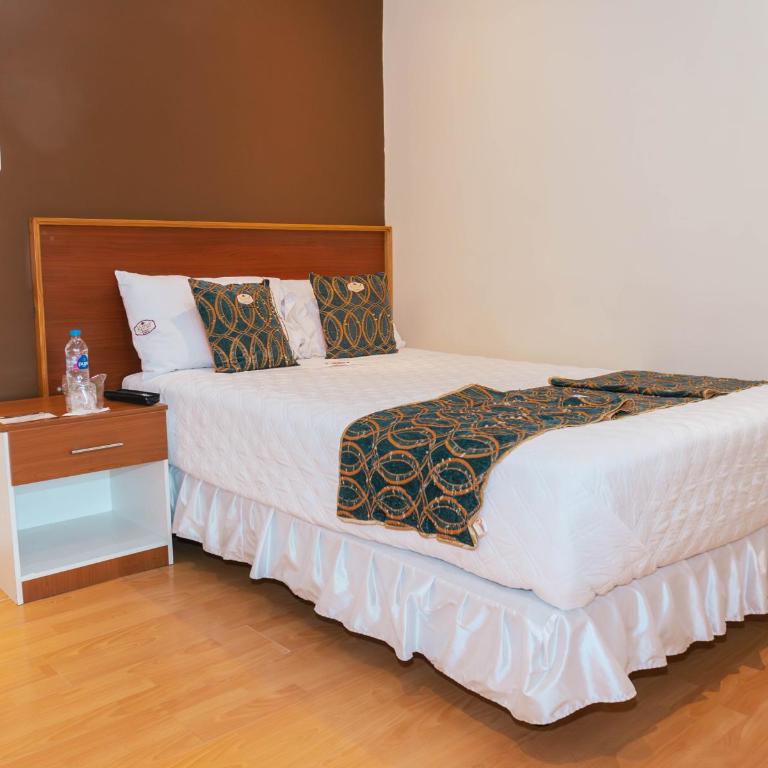 Kuna Hotel - Habitación Triple - 4