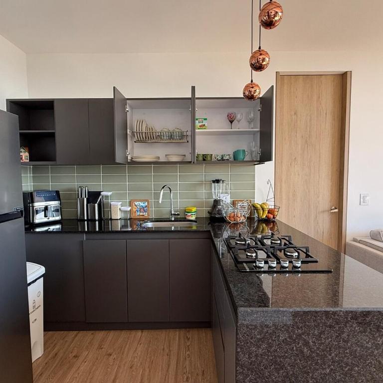 Modern Apartment With Espectacular Panoramic Views - Apartamento de 2 dormitorios - 34