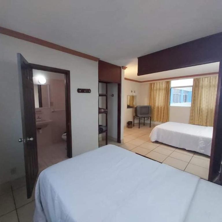 Hotel Estación Guadalajara - Twin Room - 2