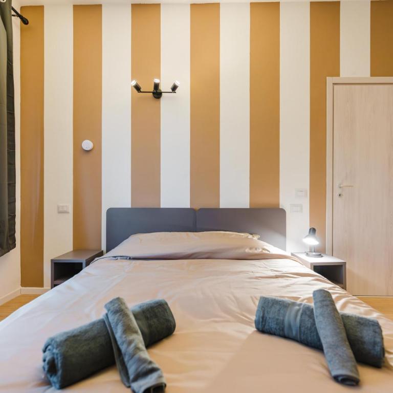 Accogliente Stanza 1 con bagno privato Stazione - Camera Matrimoniale Deluxe con Vasca - 7
