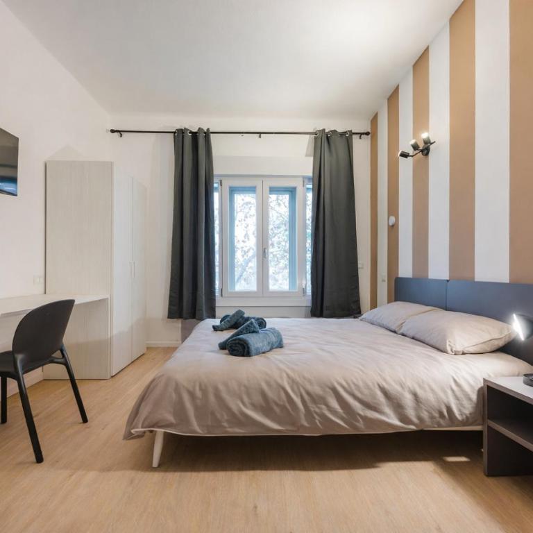 Accogliente Stanza 1 con bagno privato Stazione - Camera Matrimoniale Deluxe con Vasca - 9