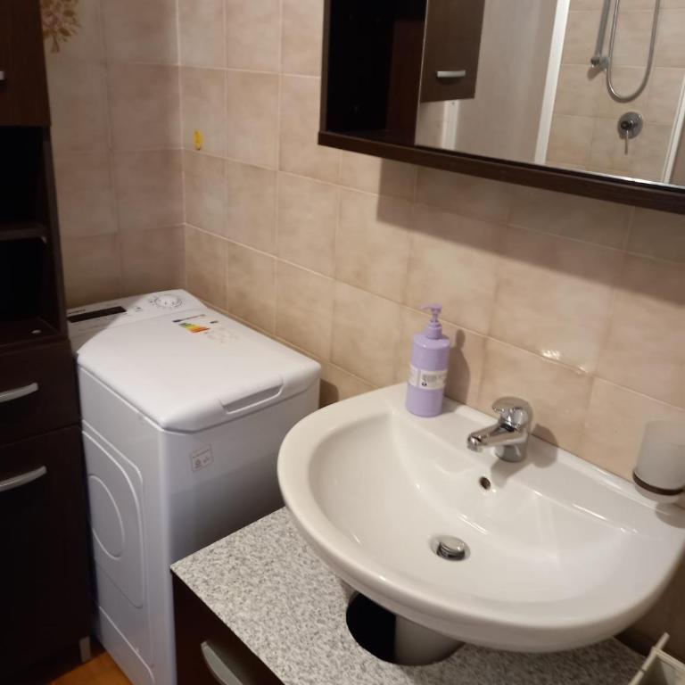 Condominio Zaffiro Albenga - Appartamento con 1 Camera da Letto - 2